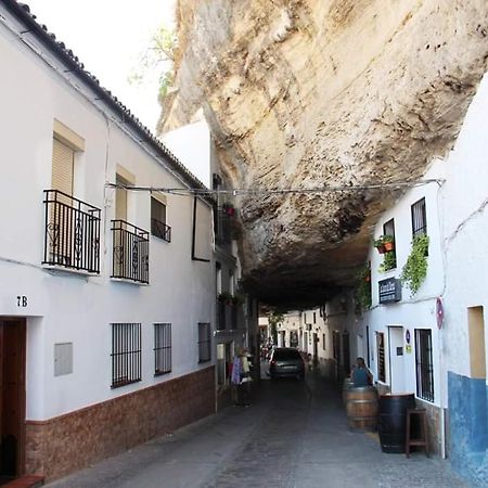 La Roca Encantada Setenil De Las Bodegas Exteriör bild